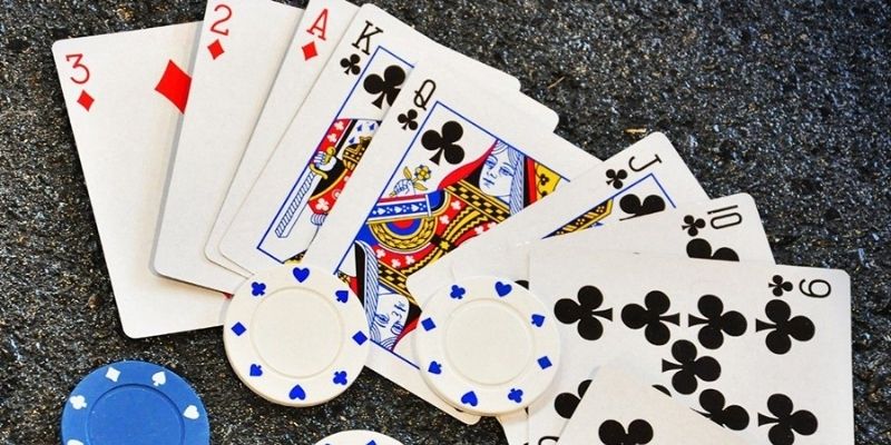 e2bet tải game bài may club